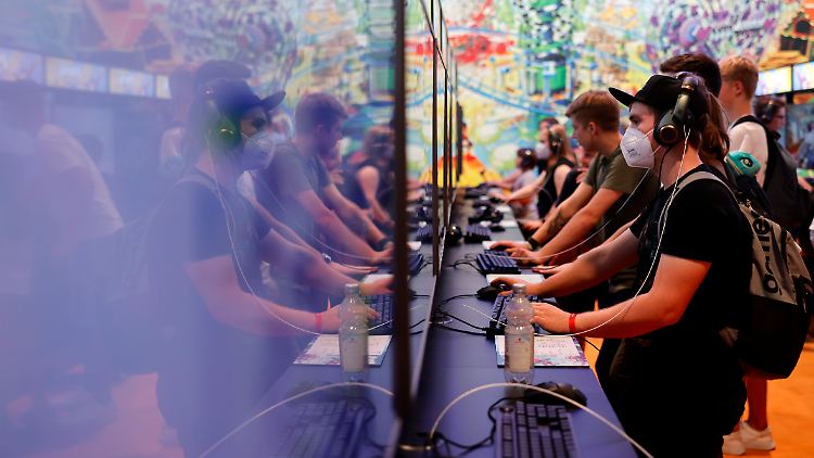 In den vergangenen beiden Jahren war die Gamescom wegen der Pandemie auf ein digitales Format ausgewichen.