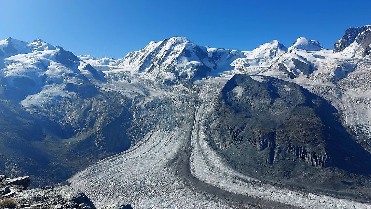 Mit dem Rückgang der Gletscher kommen immer wieder die sterblichen Überreste von Vermissten zum Vorschein.