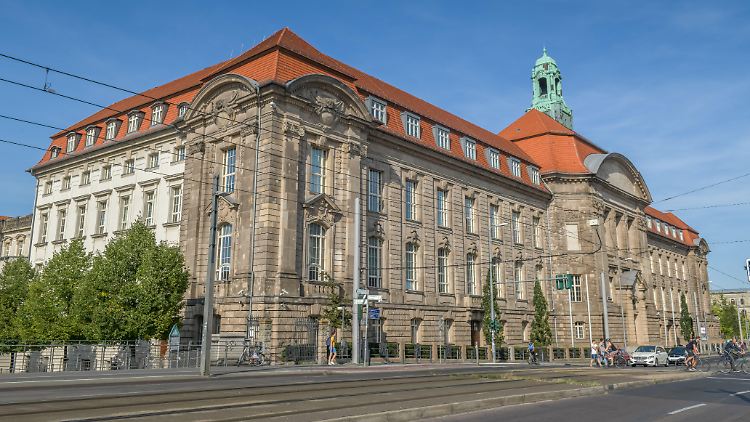Der Verfassungsschutz kontrollierte unter anderem die Lebensläufe der zwei leitenden Beamten im Wirtschaftsministerium.