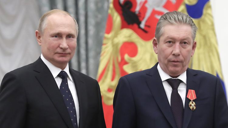 Präsident Putin hatte Maganow 2019 den Alexander-Newski-Orden verliehen. 