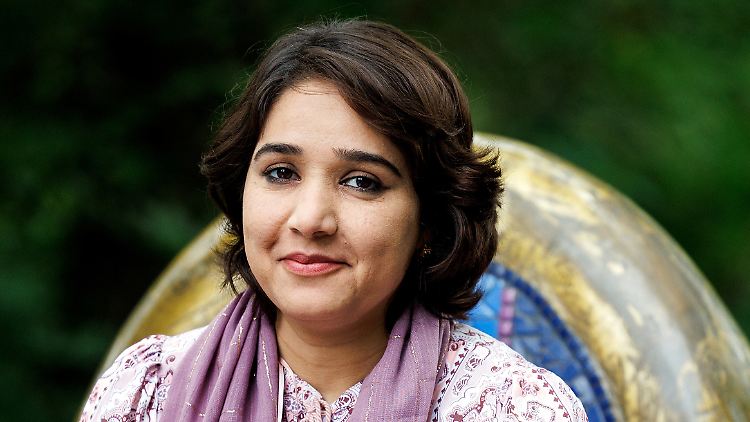 Die afghanische Journalistin, Frauenrechtlerin und Aktivistin Fawzia Saidzada in Berlin.