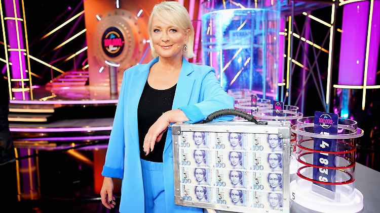 Sie hat wieder eine Menge Geld im Gepäck: Ulla Kock am Brink.