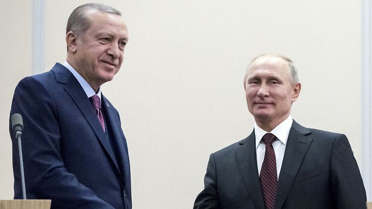 Die Türkei und Russland möchten wirtschaftlich enger zusammenarbeiten.
