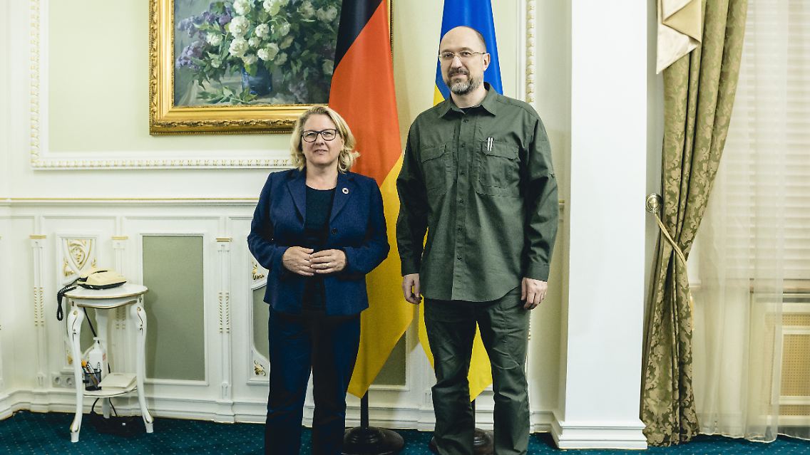 Schulze und Schmyhal tauschten sich bereits im Mai in Kiew aus.