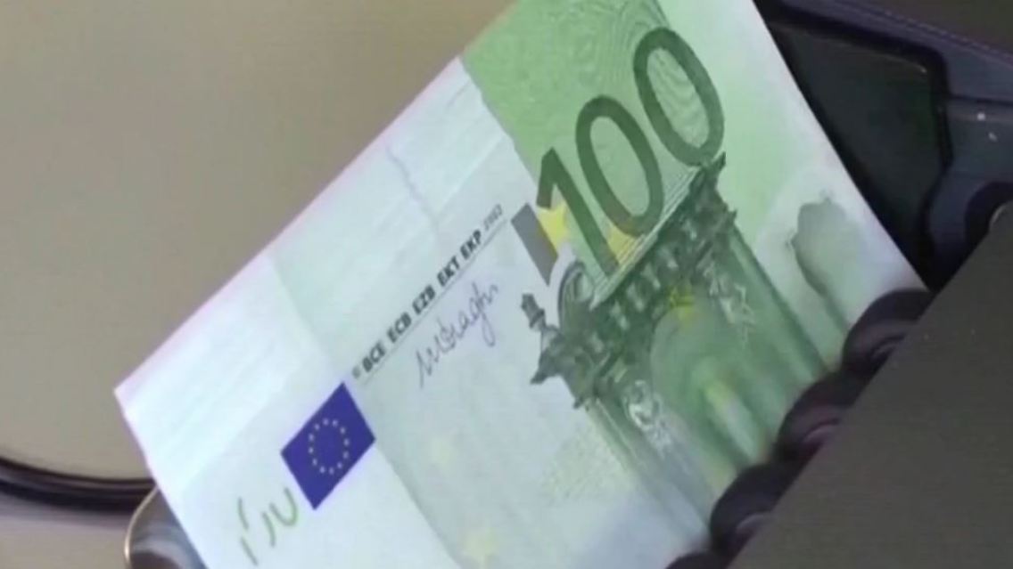 100.JPG