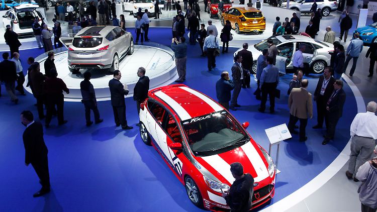 Auf dem Stand von Ford findet sich viel Technik aus Europa. Der Focus und der Kuga-Nachfolger stehen im Mittelpunkt.