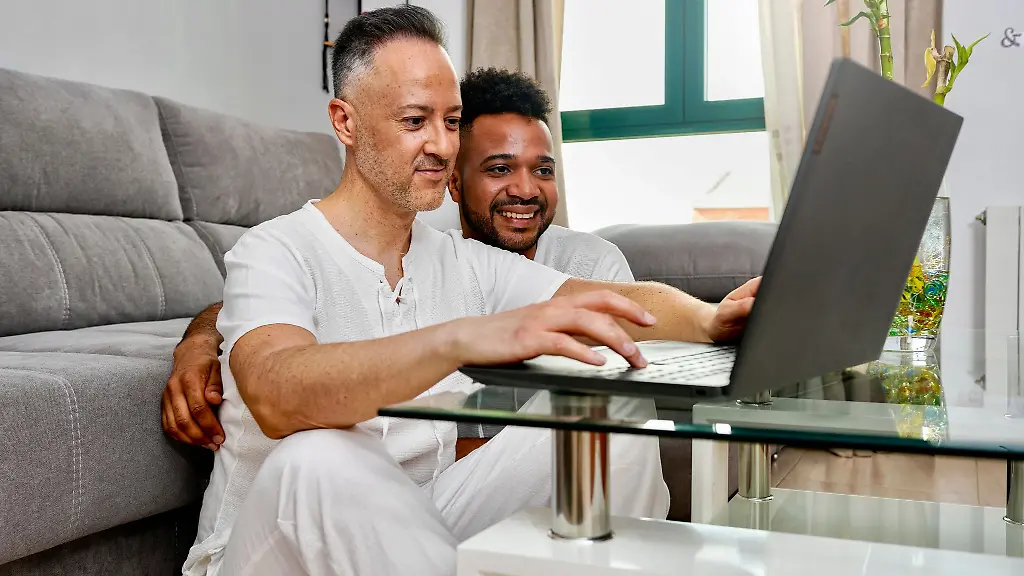 Wer-miteinander-lebt-teilt-sich-oft-auch-ein-gemeinsames-Konto-Problematisch-kann-es-werden-wenn-die-Partner-stark-unterschiedlich-darauf-einzahlen