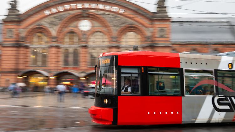 Der Angriff ereignete sich in einer Straßenbahn in Bremen.