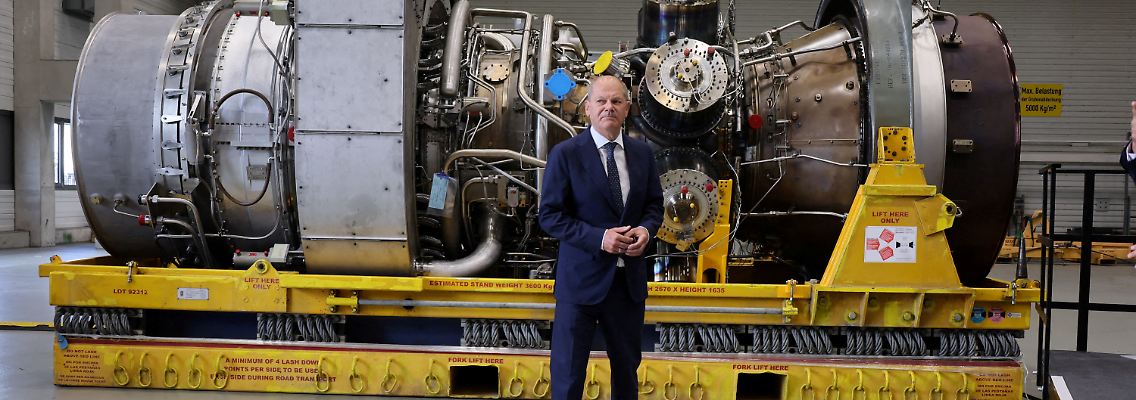 2022-08-03T081154Z_694652072_RC2VOV9QU39K_RTRMADP_3_UKRAINE-CRISIS-GAS-TURBINE (1).JPG