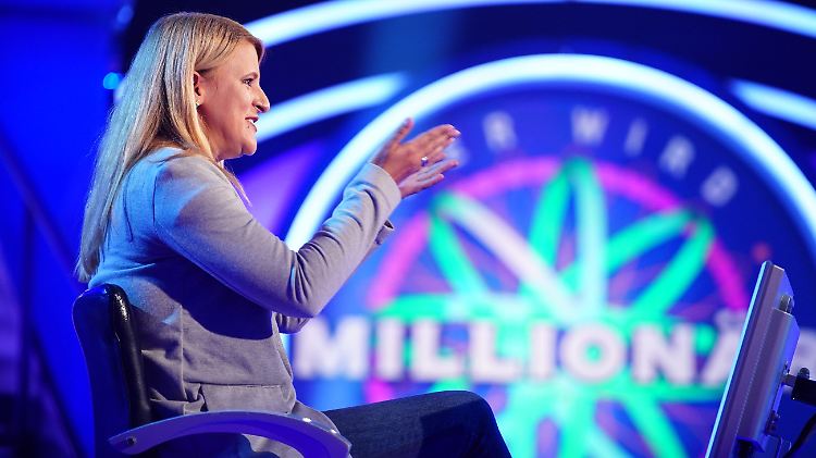 Wäre von Jauch gern noch ewig durch die Sendung getragen worden: Kandidatin Herta Brandt weiß zu unterhalten.