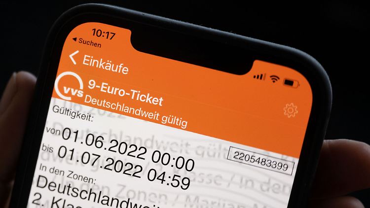 29 Euro, 49 Euro, 69 Euro - noch ist unklar, wie teuer und welcher genauen Gestalt der Nachfolger des 9-Euro-Tickets werden soll.