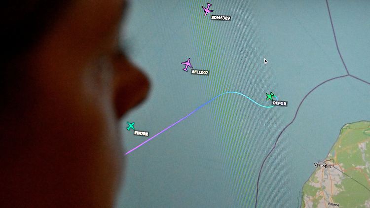Der Kontakt zu der Maschine war schon vor dem Absturz abgerissen.