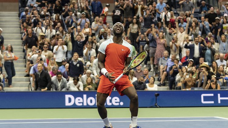 Frances Tiafoe setzt seinen großen Lauf in New York fort.