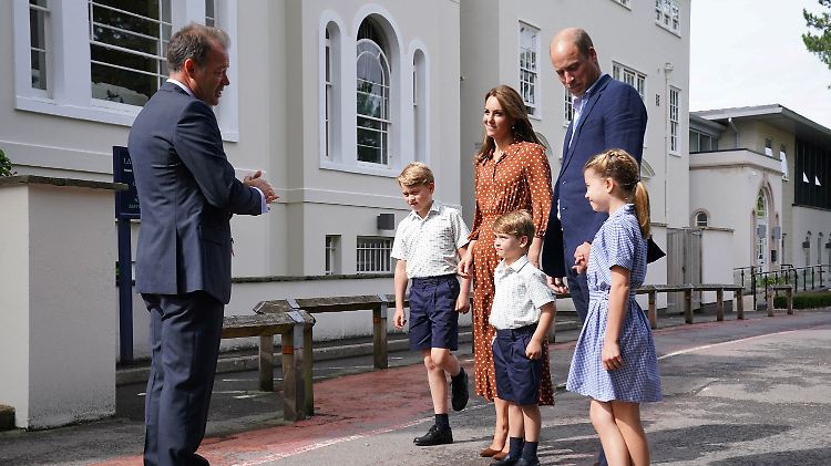 Die drei Kinder von William und Kate sind in eine neue Schule gekommen.