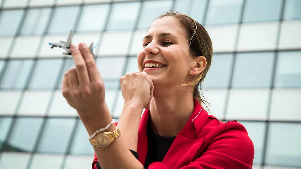 Vor-der-Zahlung-fuer-eine-gebuchte-Reise-sollte-man-sicherstellen-dass-man-den-Reiseversicherungsschein-bekommen-hat