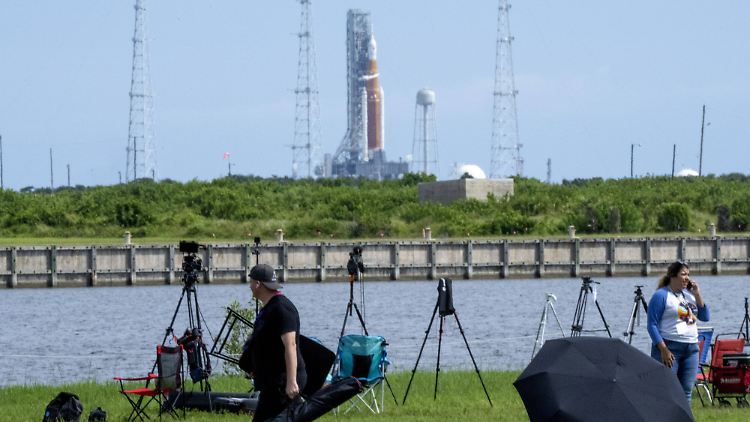 Die NASA-Rakete muss unter anderem eine Testbetankung bestehen.