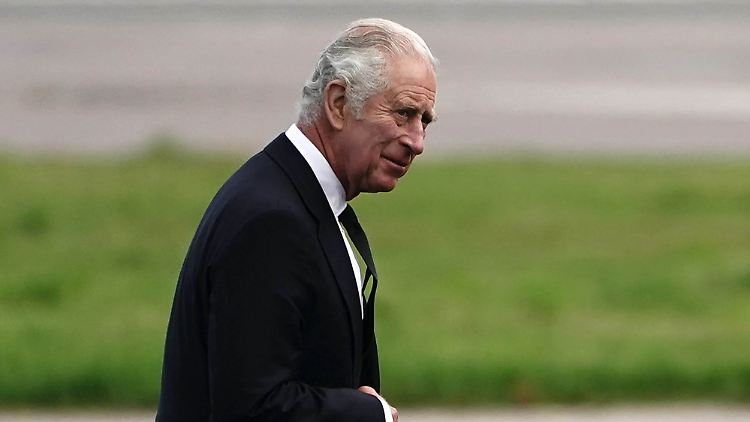 Am Vorabend der Krönung will Charles III. das erste Mal als König zum Volk sprechen.