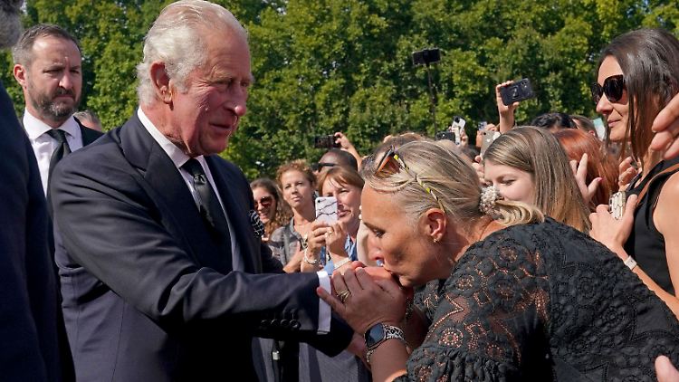 "Lang lebe der König": Charles wird in London gefeiert.