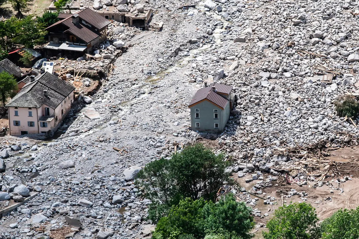 bce722578d193c5f57c981b40ea787b1