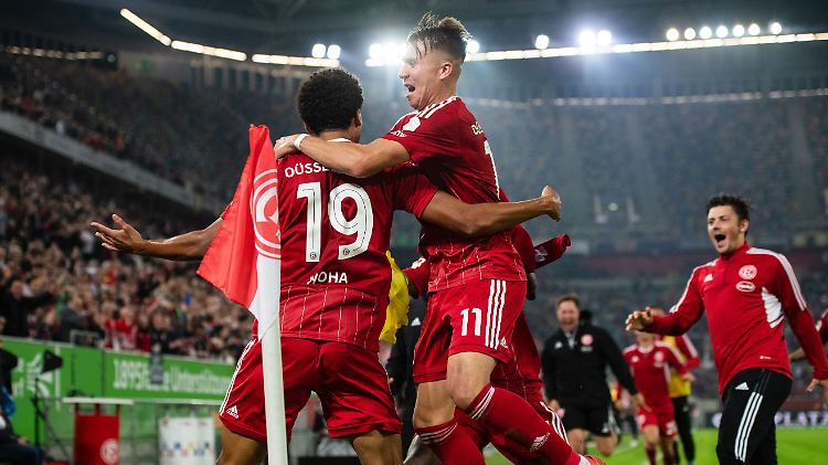 Mit dem 3:1 gegen Rostock schiebt sich Düsseldorf nun auf Rang vier der Tabelle.