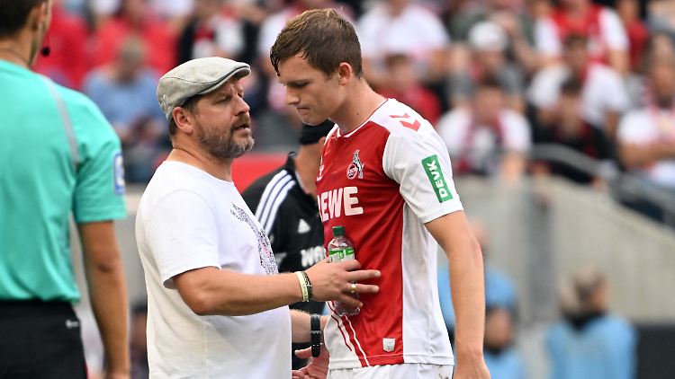 Kilian verursachte einen Elfmeter - über den sich Baumgart mächtig aufregte.