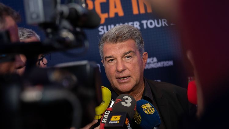 Barcelona-Präsident Laporta musste einige Schätze verkaufen.