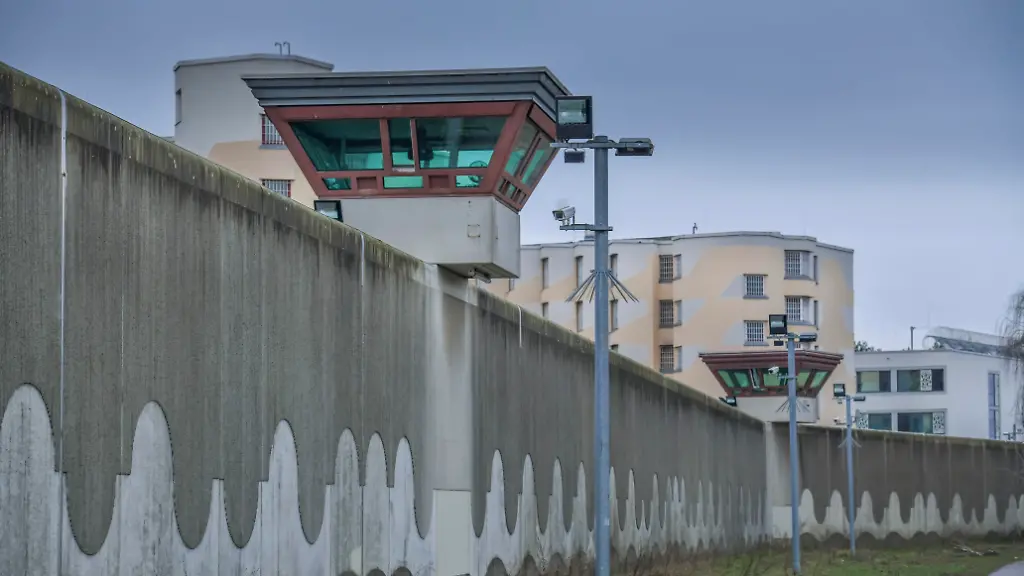 Der-im-Jahr-2001-verurteilte-Doppelmoerder-befindet-sich-mittlerweile-wieder-in-Gewahrsam