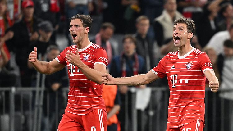Jubelnde Gesichter bei Goretzka und Müller.