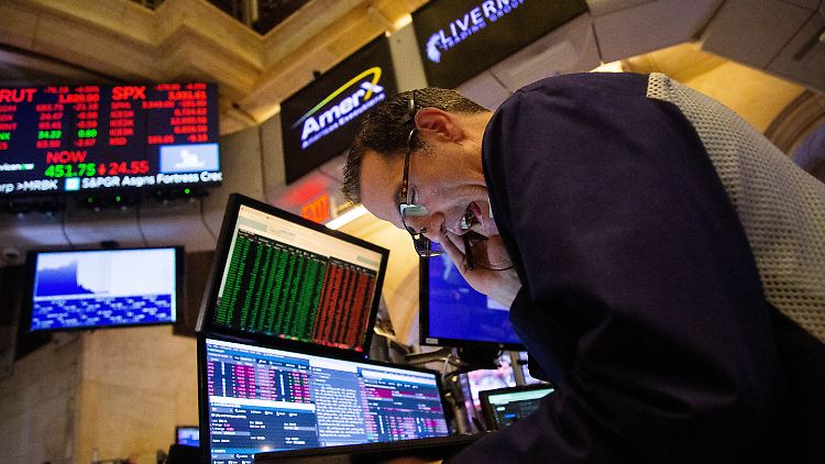 Vor der wahrscheinlichen Zinserhöhung herrscht an der Wall Street Nervosität.