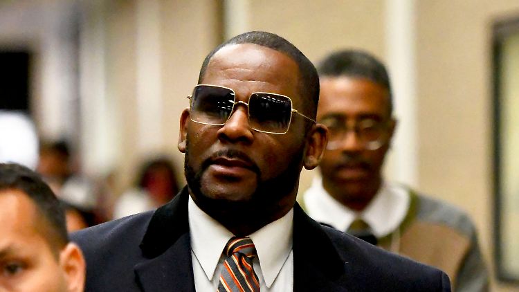 R. Kelly wurde bereits in New York zu 30 Jahren Haft verurteilt.