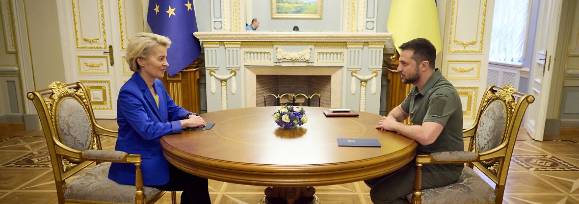 Die Hilfe für die Ukraine ist teuer, aber Freiheit ist unbezahlbar, sagt von der Leyen nach ihrem Besuch in Kiew.