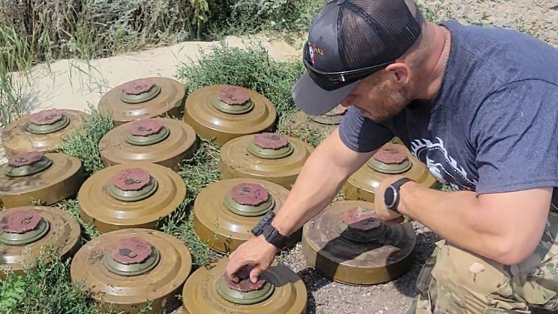Insgesamt hat Hendrickson bei seinem Einsatz im August 334 Minen eingesammelt und entschärft.