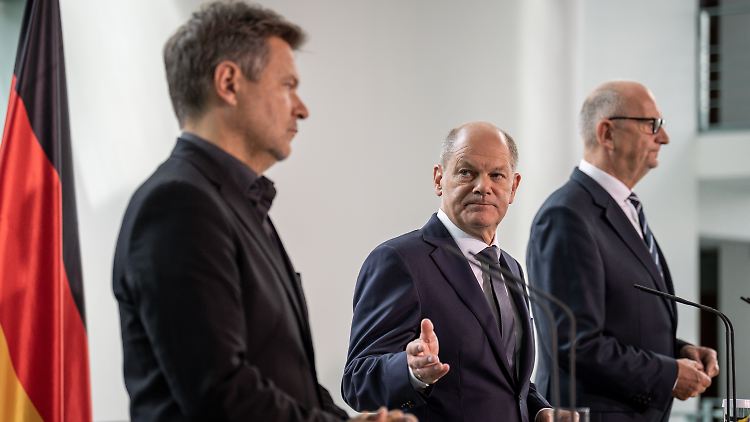 Bundeskanzler Olaf Scholz bezeichnete das Konzept zur Sicherung der PCK-Raffinerie in Brandenburg als "weitreichende energiepolitische Entscheidung zum Schutz unseres Landes".