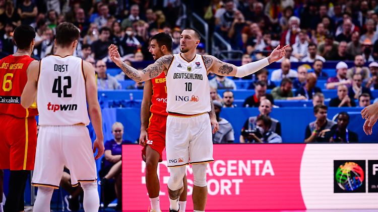 Daniel Theis und das DBB-Team lieferte dem Weltmeister ein starkes Spiel.
