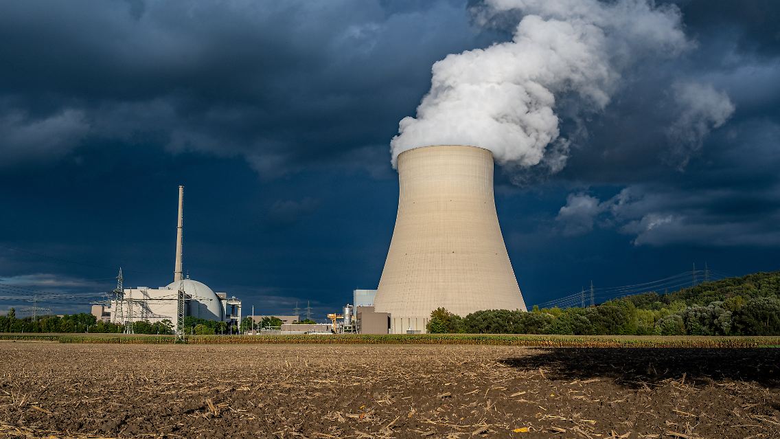 Beim Verbrennen von Gas entsteht klimaschädliches Kohlendioxid. Außerdem ist nicht geklärt, wohin mit dem radioaktiven Atommüll. Trotzdem gibt es dafür von der EU das Label "nachhaltig".