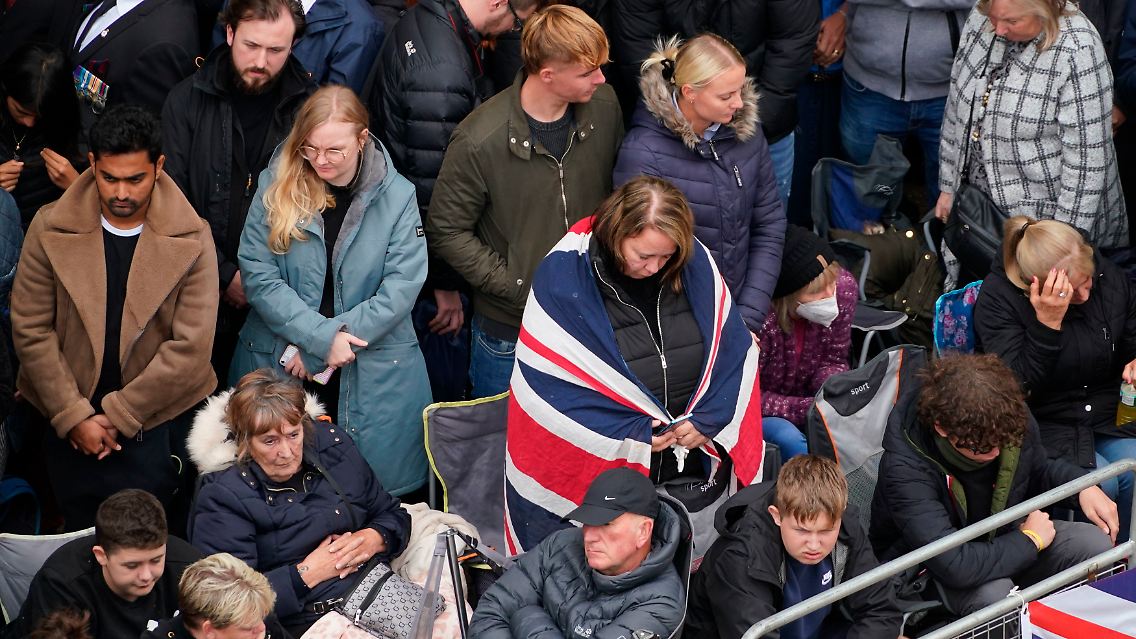 Hunderttausende sind angereist, um sich von der Queen zu verabschieden.