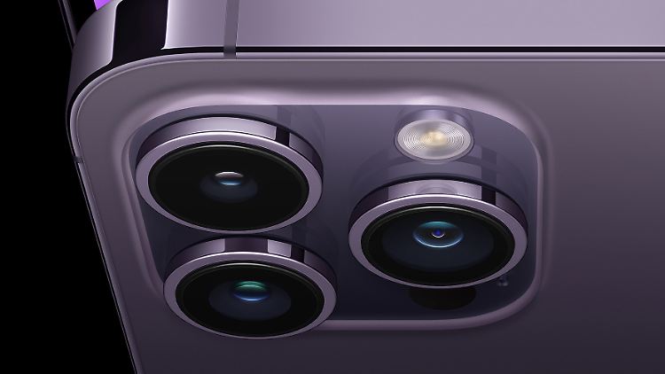 Die Hauptkamera des iPhone 14 Pro löst mit bis zu 48 Megapixeln auf.