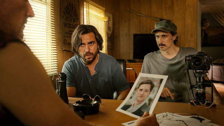 Romero (Elyas M'Barek, l.) und Milo (Michael Ostrowski) sind in den USA einem Skandal auf der Spur.