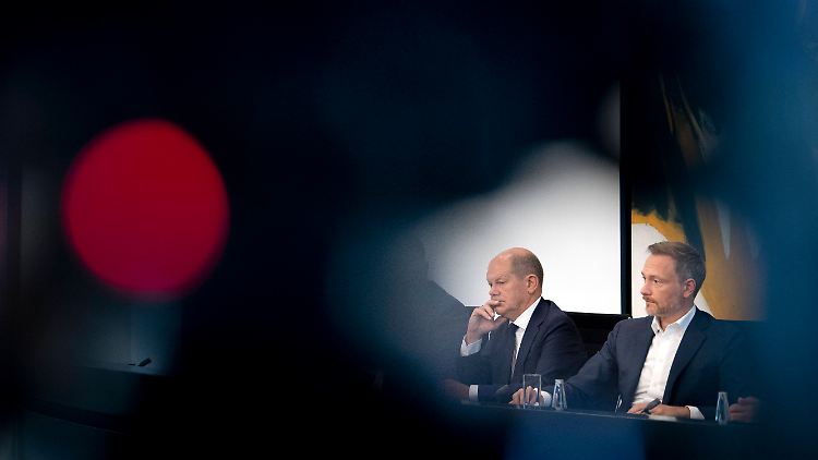 Länder und Opposition fühlen sich bei den Entlastungsbeschlüssen der Ampel übergangen. 