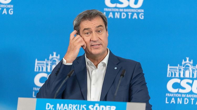 "Aus meiner Sicht geht dann am Ende die Hilfe für Land, Leute und Wirtschaft vor Prinzipienreiterei", sagte der CSU-Parteivorsitzende.