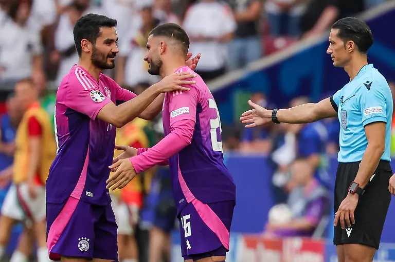 77156bf095bb2929eb8763c4f5285a01