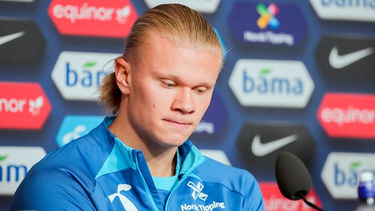 Erling Haaland wollte sich nicht wirklich zu der Kritik an seinem Wechsel zu Manchester City äußern.