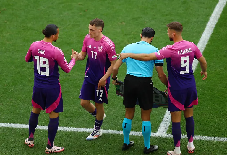 1bc4c095532b402e7d6ef9fc19e94f54