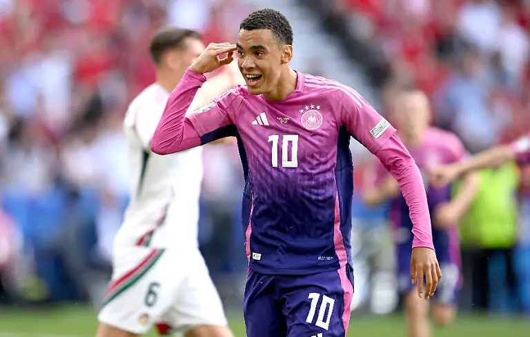 69f8f3775864483bdcd32f96c91b7794