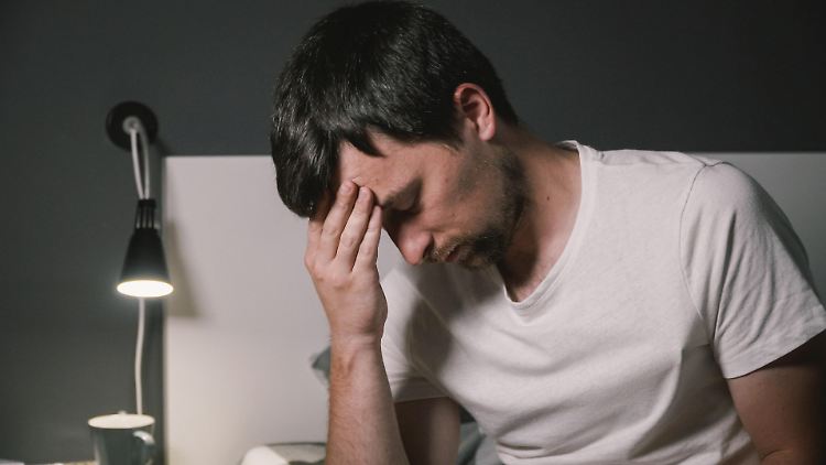 Jeder zehnte Patient litt laut Studie an Kopfschmerzen.