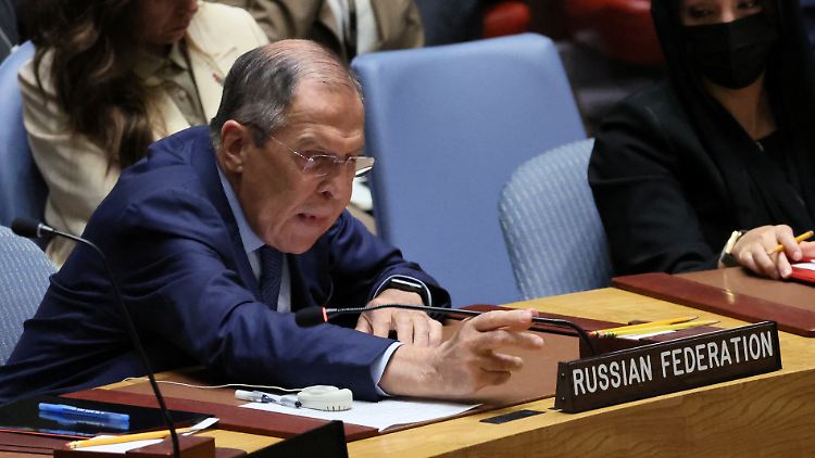 20 Minuten Monolog und dann Abgang: Der bizarre Aufritt des russischen Außenministers Lawrow im UN-Sicherheitsrat zeigt die wachsende Isolation Russlands in der Welt.
