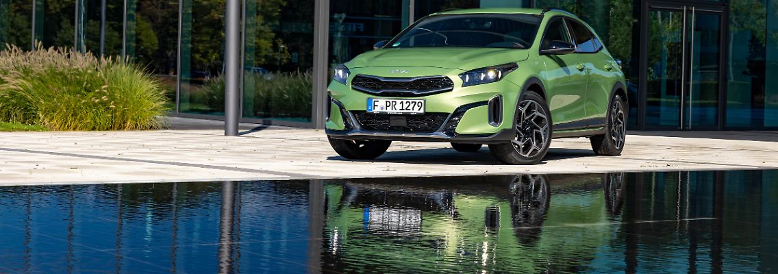 Kia_XCeed_MJ23_03a.jpg