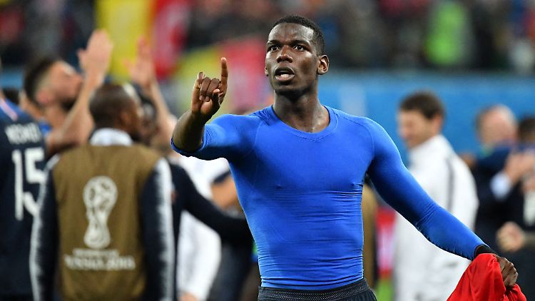 Paul Pogba soll von seinem 3 Jahre älteren Bruder und dessen "Freunden" mit der Veröffentlichung der Videos erpresst worden sein.