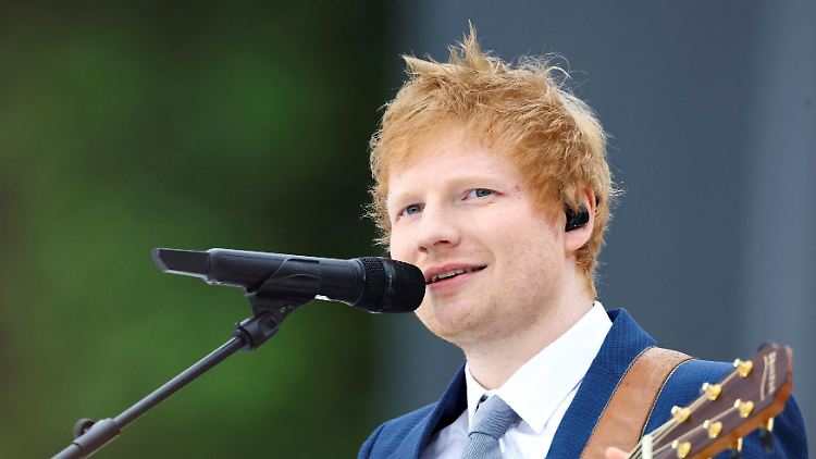 Gönnt sich als Brite gerne mal ein Bier: Ed Sheeran.