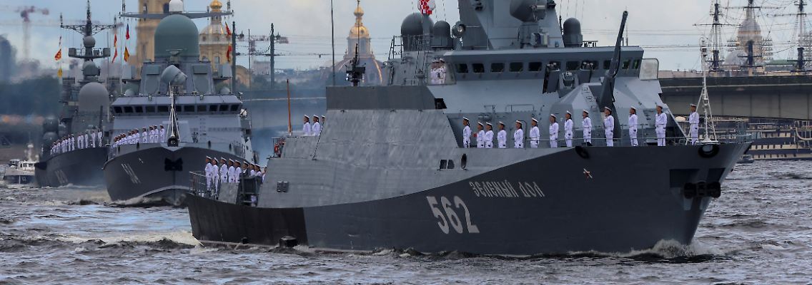 2022-07-31T105836Z_207266651_RC2WMV9QD20T_RTRMADP_3_UKRAINE-CRISIS-RUSSIA-NAVY(1).JPG
